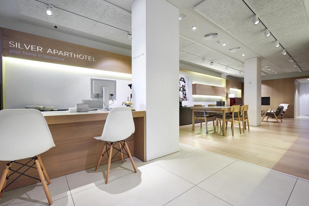 Aparthotel Silver Barcelona Luaran gambar